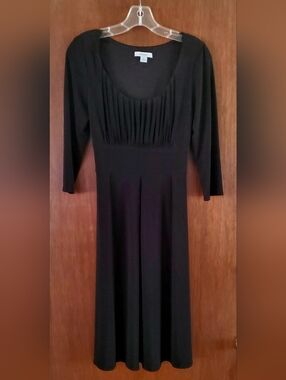 Dressbarn Black 3/4 Sleeve Pleated Bodice Midi Dress